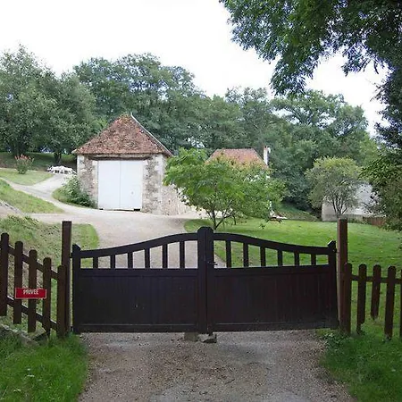 Αγροικία γαλλικού τύπου Le Moulin Du Cluzeau *