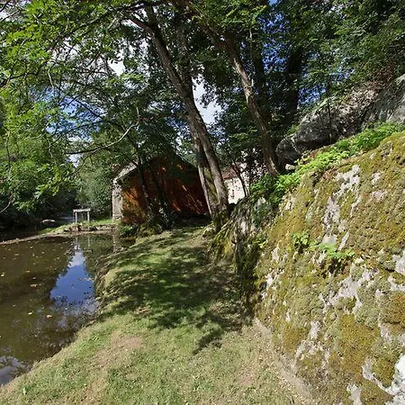 Le Moulin Du Cluzeau Thollet