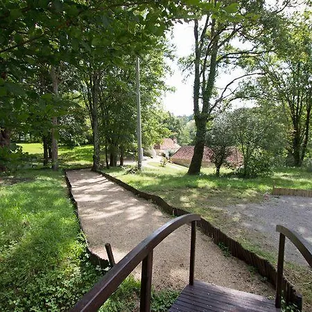 （フランスの）自炊できる貸し別荘 Le Moulin Du Cluzeau Thollet