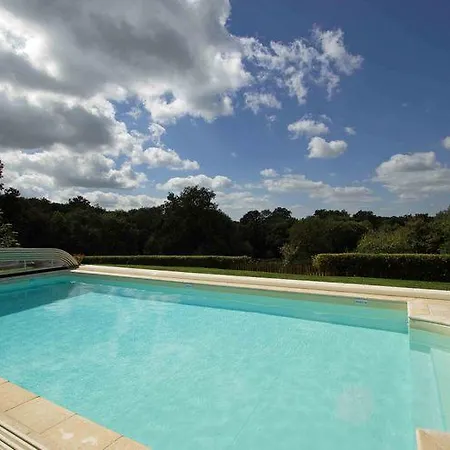 Le Moulin Du Cluzeau