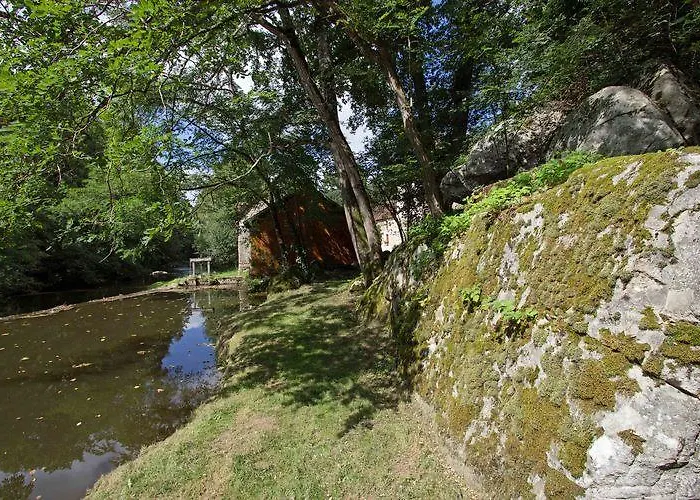 Le Moulin Du Cluzeau Thollet